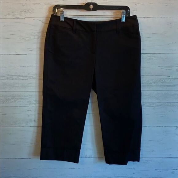 New Ann Taylor crops - Picture 1 of 7